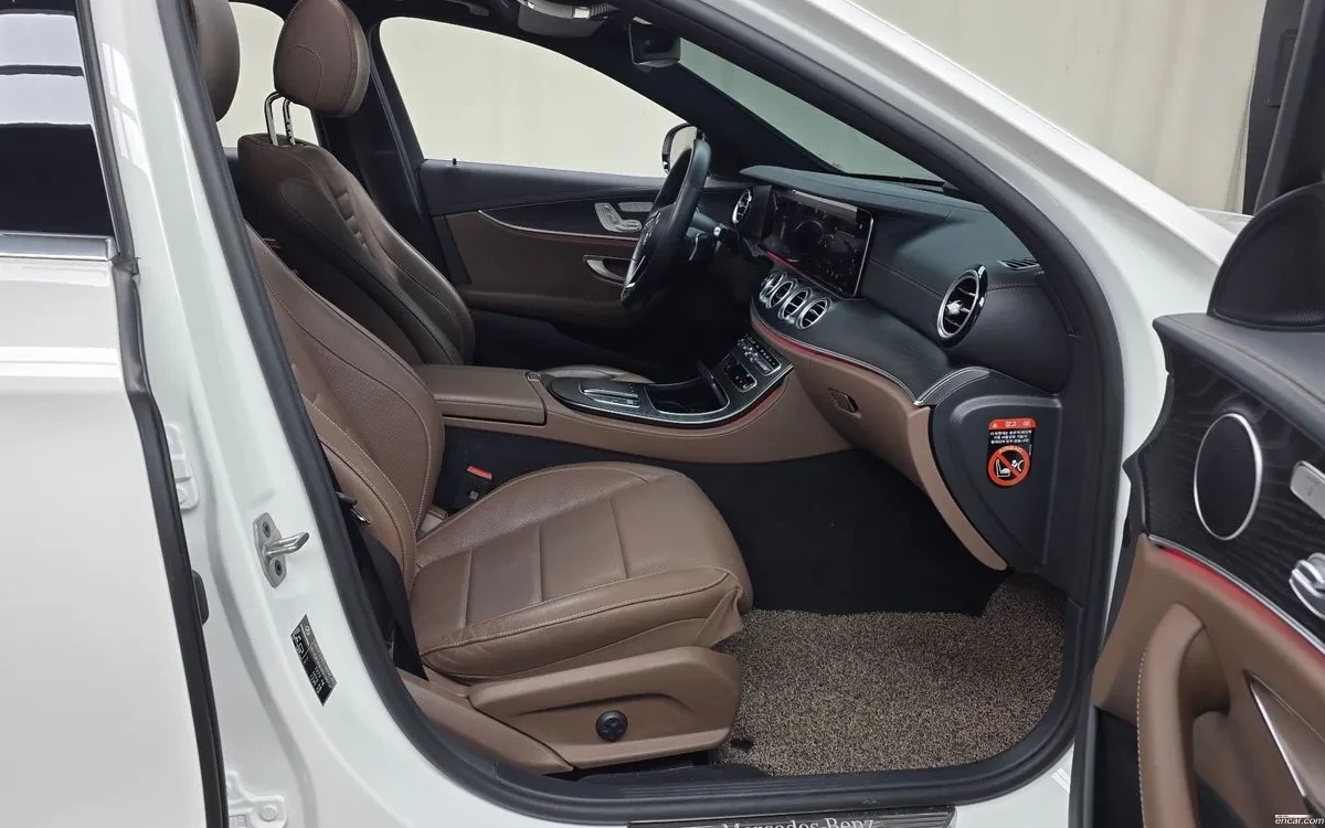 Mercedes-Benz E 250 2.0 AMG Line, �������, ���������, HeadUP | Mobile.bg � ����������� 9