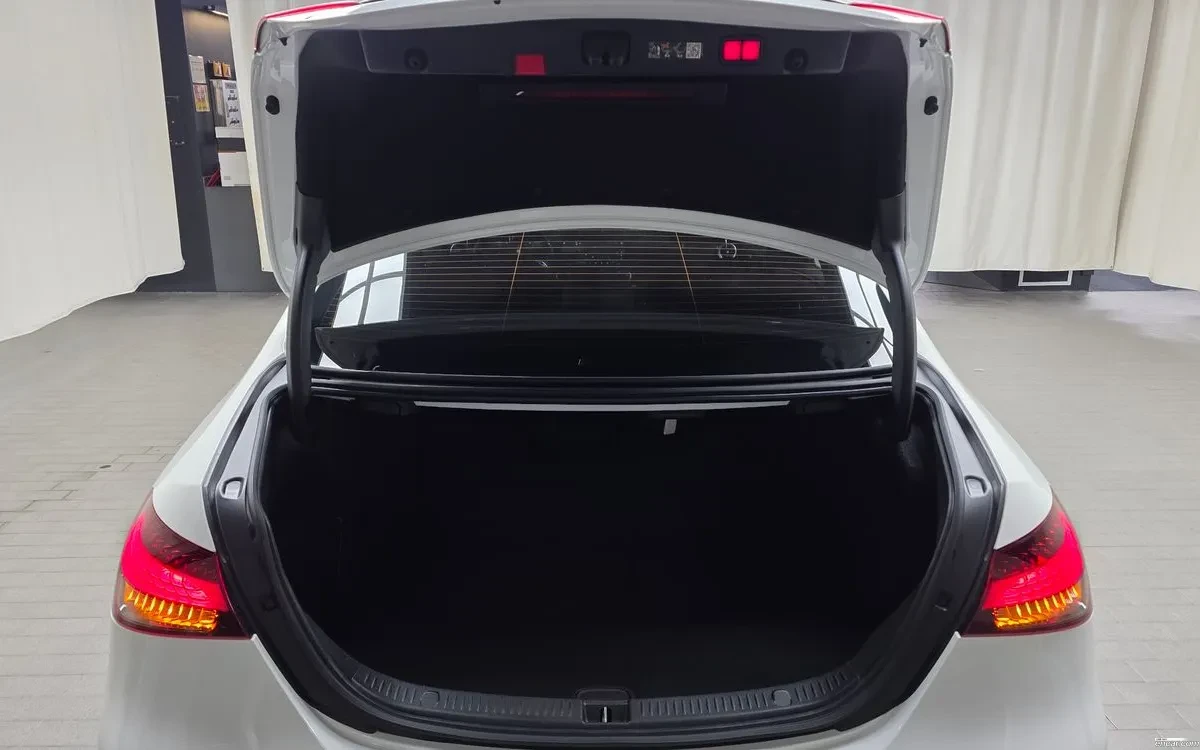 Mercedes-Benz E 250 2.0 AMG Line, �������, ���������, HeadUP | Mobile.bg � ����������� 15