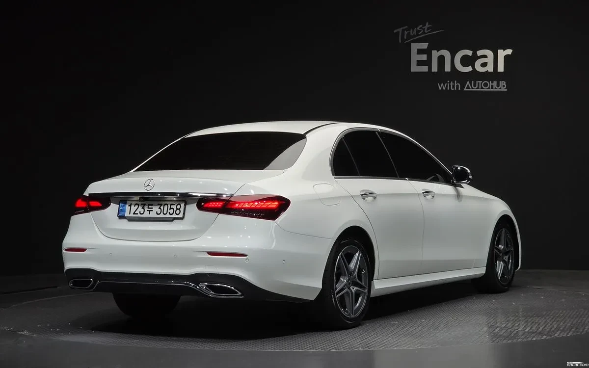 Mercedes-Benz E 250 2.0 AMG Line, �������, ���������, HeadUP | Mobile.bg � ����������� 2