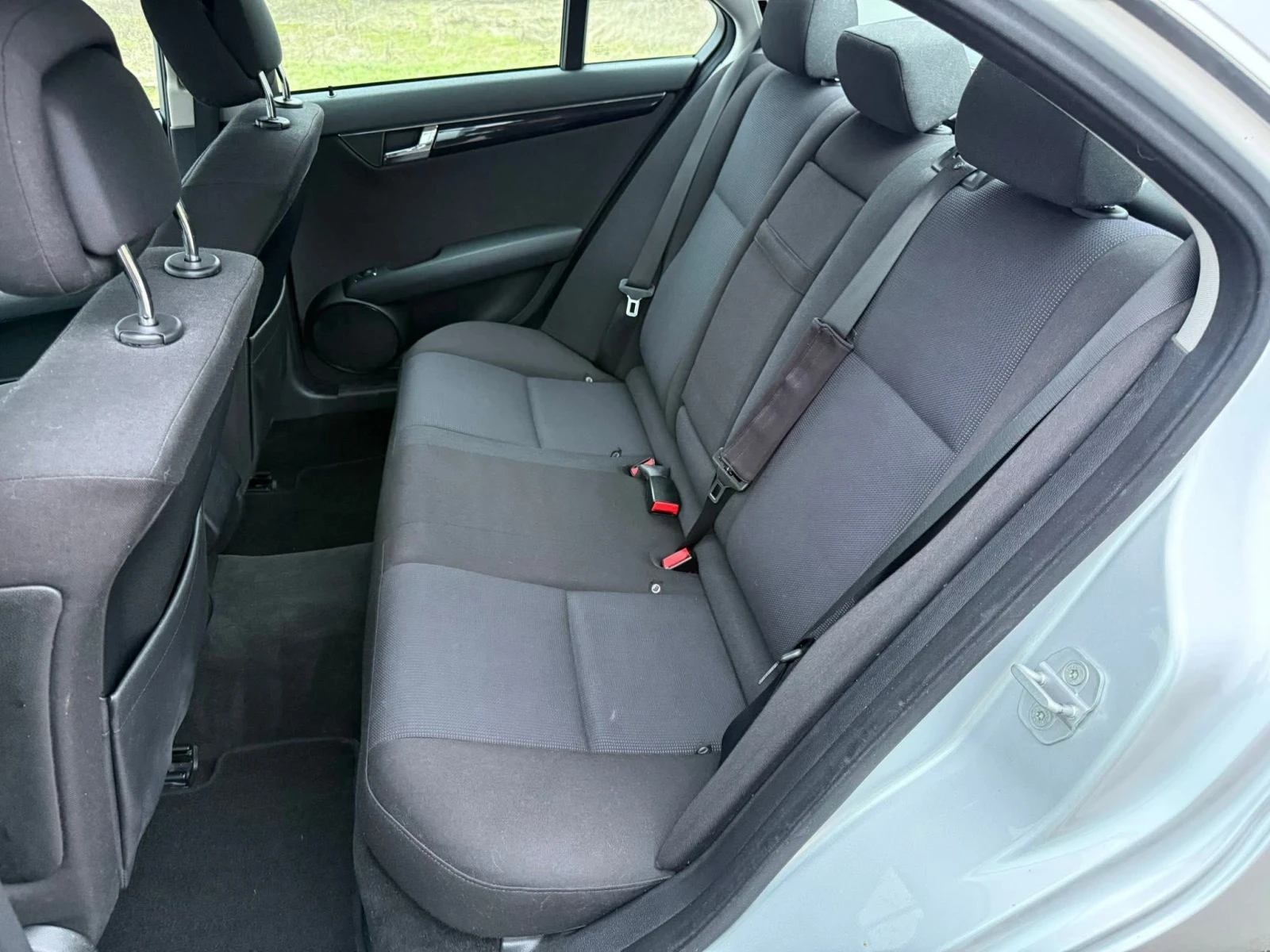 Mercedes-Benz C 220 CDI / 646 / AVTOMAT / CLIMATRONIC / PARKTRONIC , снимка 12 - Автомобили и джипове - 55091793