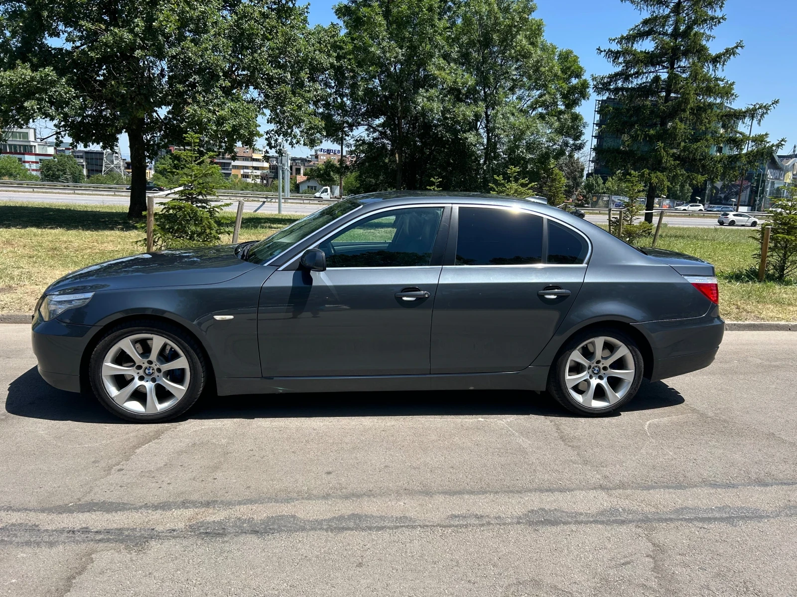 BMW 530 LCI, снимка 4 - Автомобили и джипове - 55141726