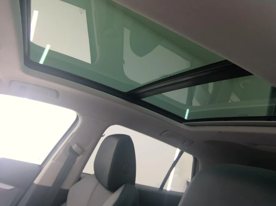 Skoda Enyaq 60, снимка 15 - Автомобили и джипове - 55613165