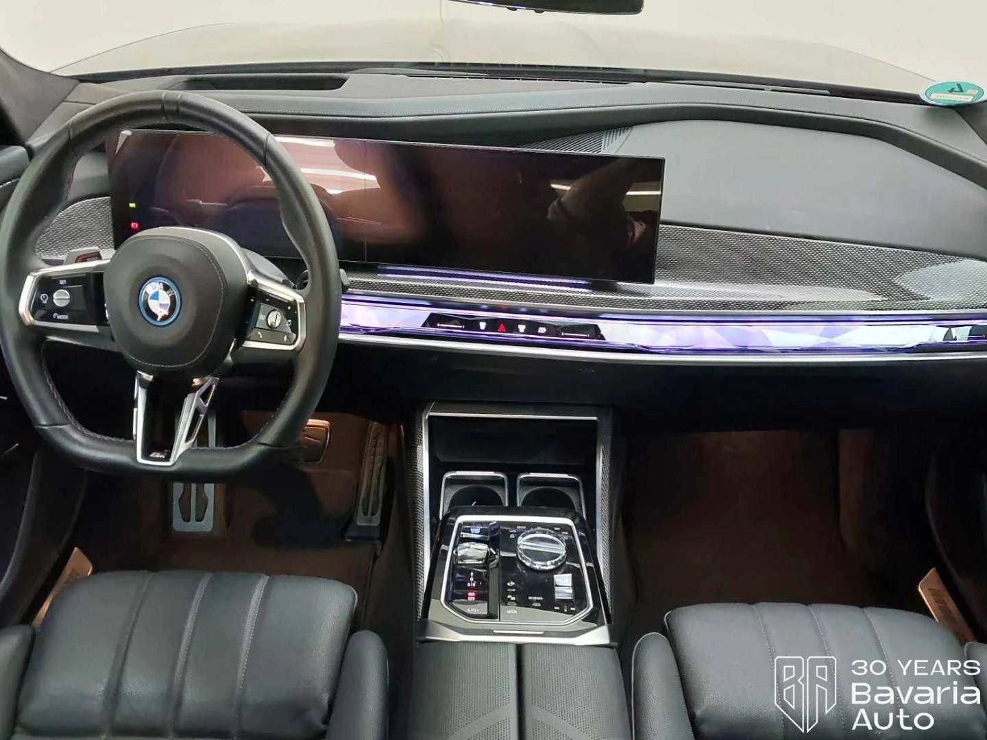 BMW i7 M70 xDrive Automatic, снимка 7 - Автомобили и джипове - 55632518