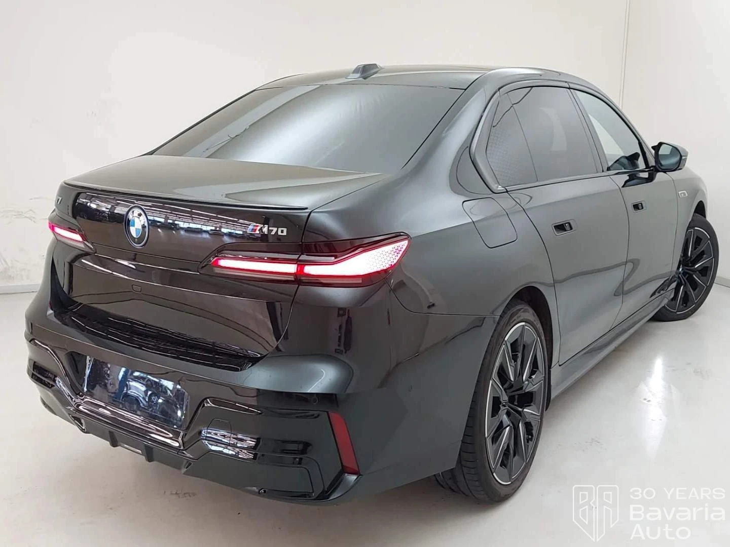 BMW i7 M70 xDrive Automatic, снимка 3 - Автомобили и джипове - 55632518