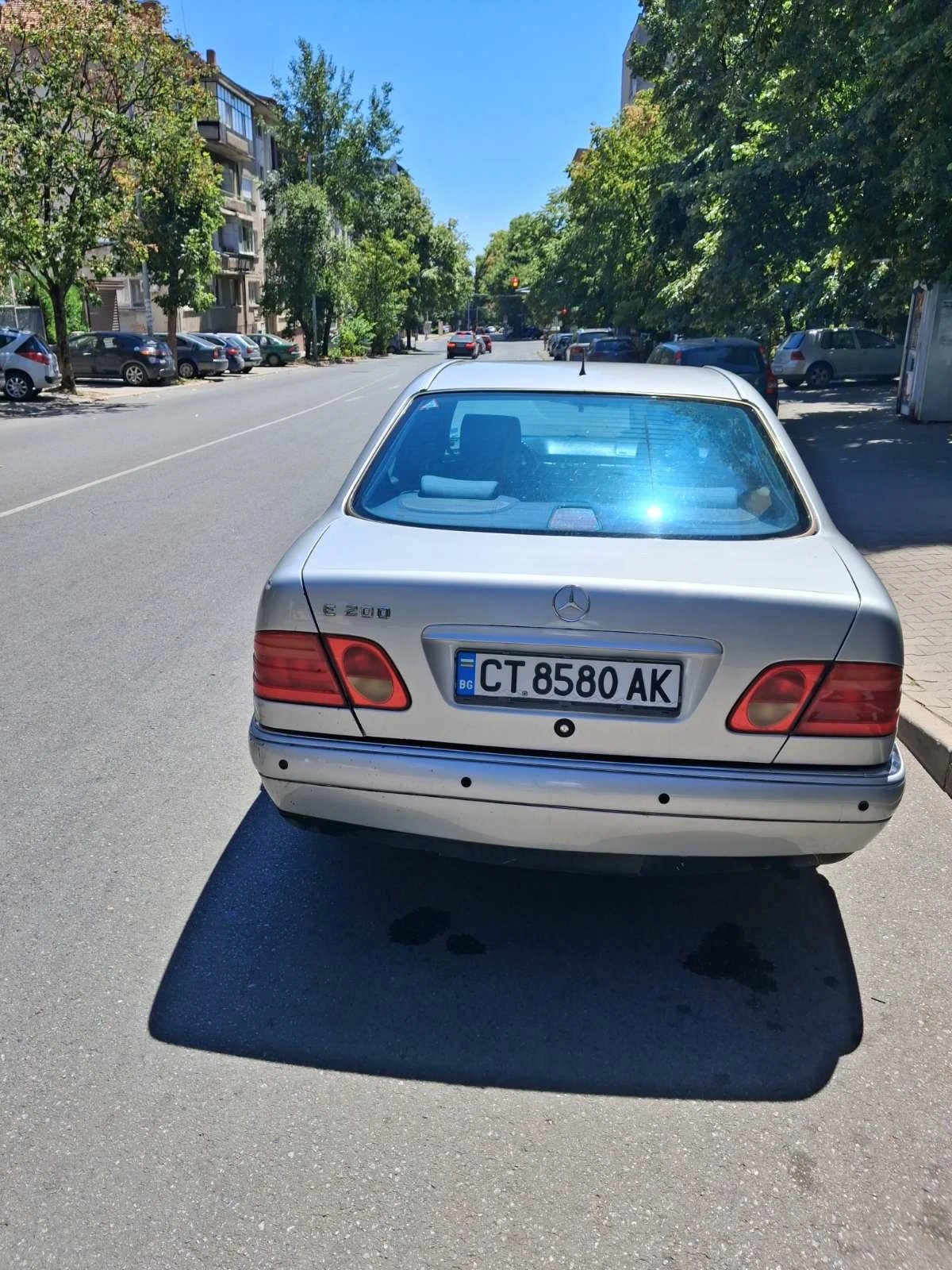Mercedes-Benz E 200 LPG, снимка 3 - Автомобили и джипове - 55680857