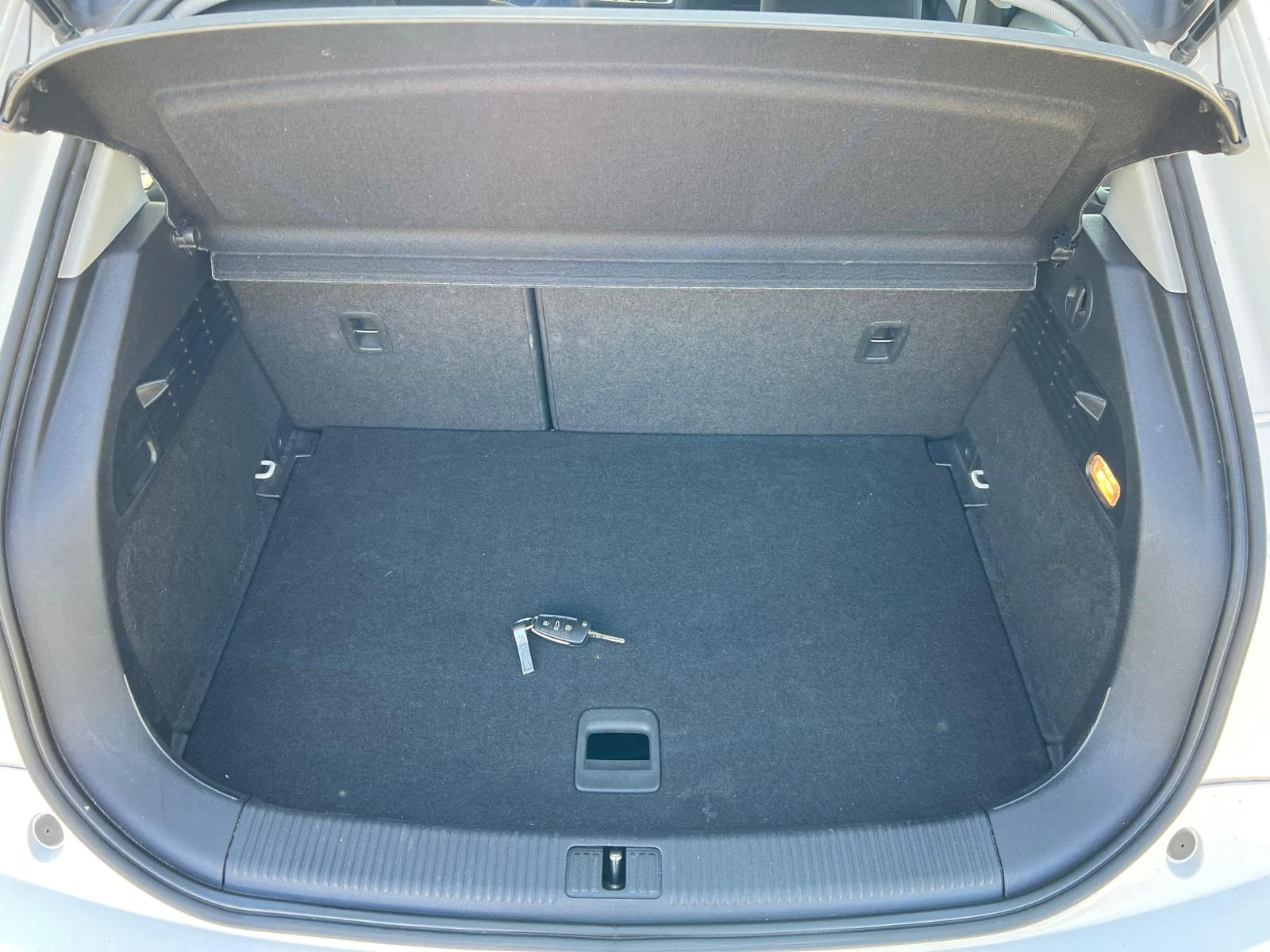 Audi A1 Sportback TFSI, снимка 8 - Автомобили и джипове - 55901103