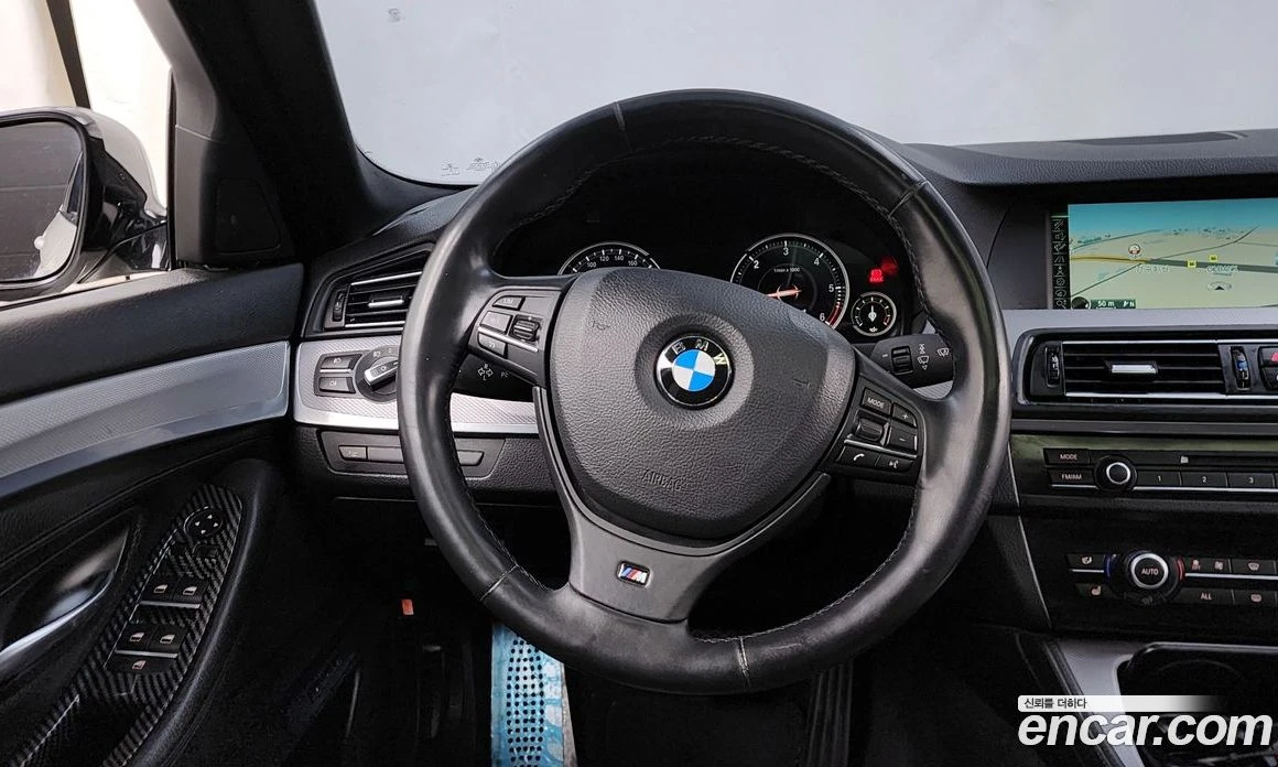 BMW 520 520d M Sport, снимка 13 - Автомобили и джипове - 56156694