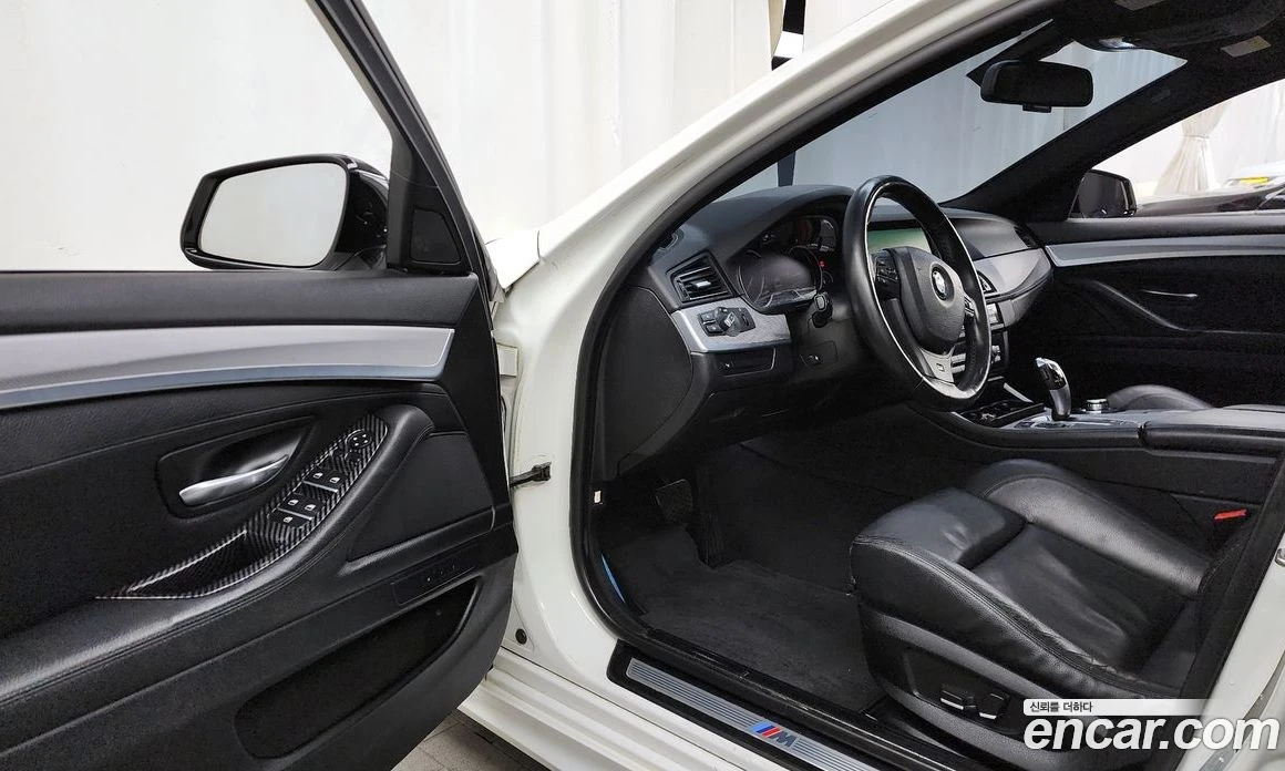 BMW 520 520d M Sport, снимка 10 - Автомобили и джипове - 56156694