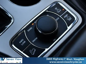 Jeep Grand cherokee Overland 4x4 | Safety Group | Панорама | Въздушно , снимка 13