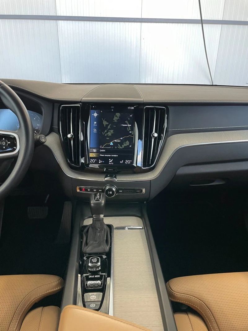 Volvo XC60 Inscription 235к.с  Германия, снимка 9 - Автомобили и джипове - 42066465