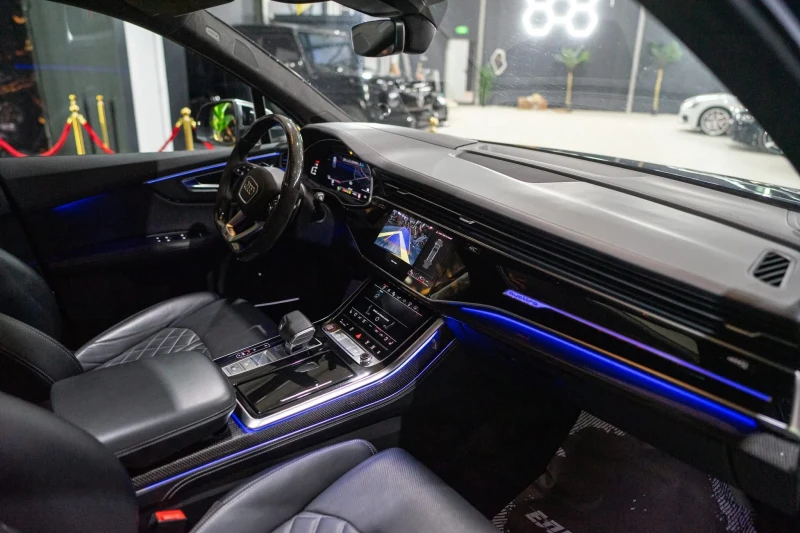 Audi SQ7 4.0D QUATTRO MATRIX CARBON B&O ПАНО ЛИЗИНГ 100%, снимка 14 - Автомобили и джипове - 52645446