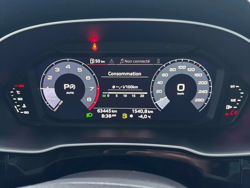 Audi Q3 * Komfort * CARFAX * БЕЗ ПЪРВОНАЧАЛНА ВНОСКА, снимка 8 - Автомобили и джипове - 53022966