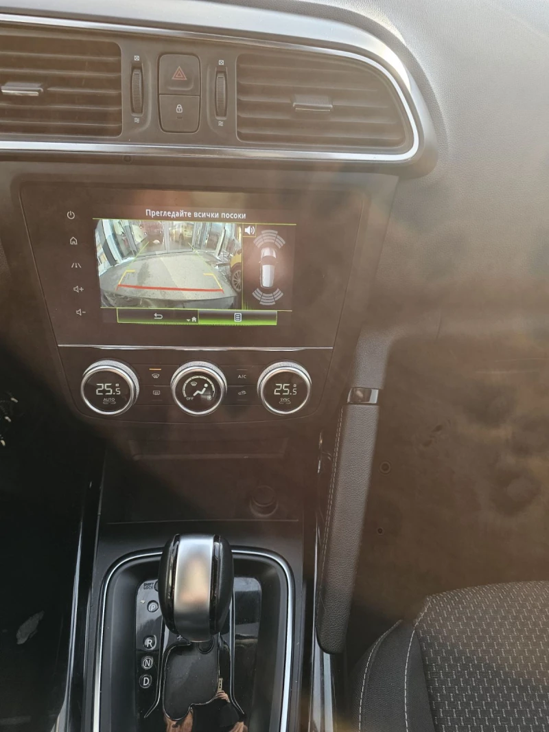 Renault Kadjar 1.3 TCe 140 EDC, снимка 10 - Автомобили и джипове - 53106055