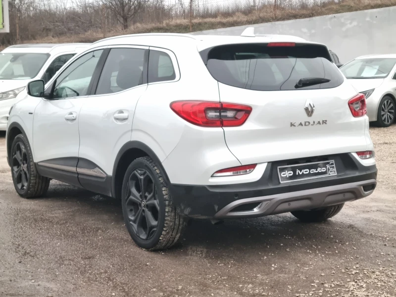 Renault Kadjar 1.5DCi* BLACK EDITION* КОЖА* ПАНОРАМА* НАВИ* ТОП, снимка 3 - Автомобили и джипове - 53397248