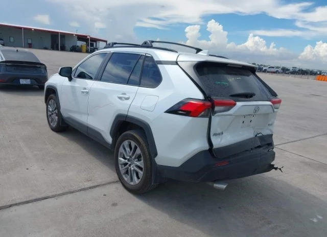 Toyota Rav4 XLE PREMIUM ФИКСИРАНА ЦЕНА ДО БЪЛГАРИЯ!, снимка 5 - Автомобили и джипове - 47925662