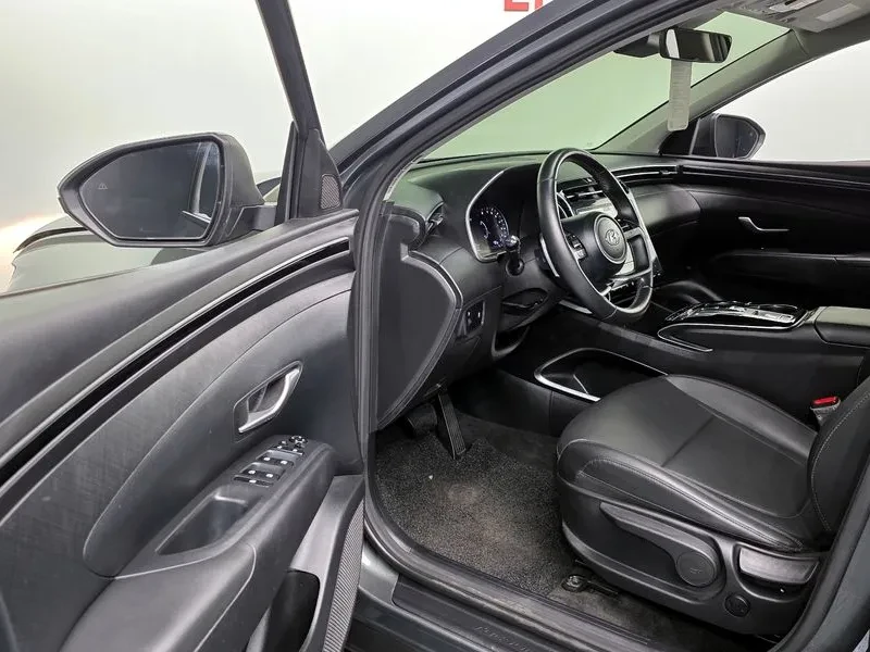 Hyundai Tucson 1.6T 2WD PREMIUM, снимка 10 - Автомобили и джипове - 55843472