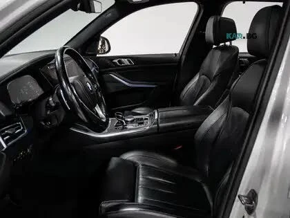 BMW X5 M40i* 360 КАМЕРА* ПАМЕТ* HARMAN KARDON* ВЪЗДУХ, снимка 10 - Автомобили и джипове - 56017596