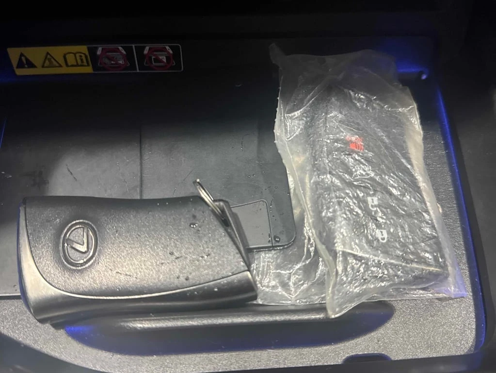 Lexus NX * 350 * CARFAX * БЕЗ ПЪРВОНАЧАЛНА ВНОСКА - изображение 10