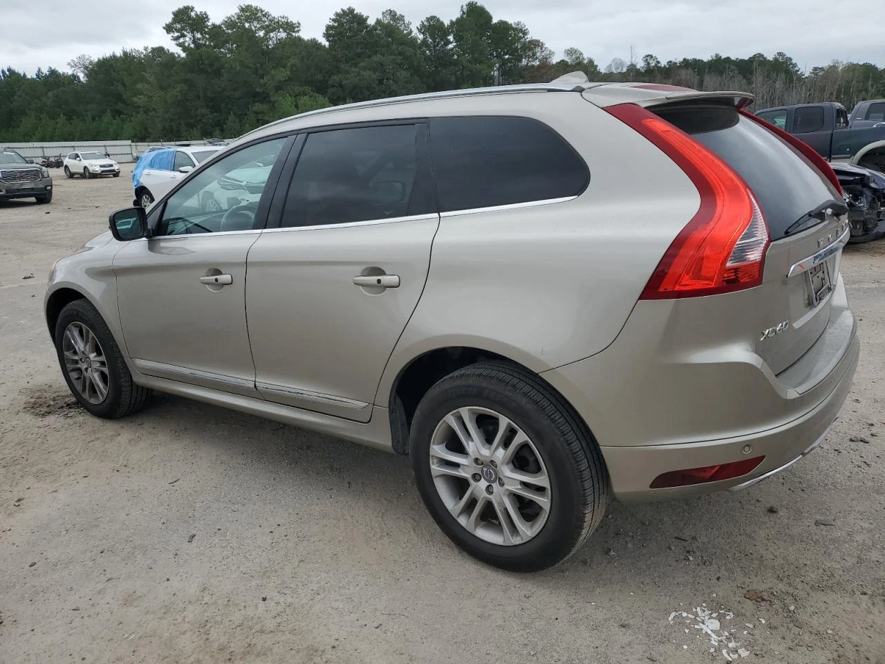 Volvo XC60 2.0* T5 PREMIER* РЕАЛНИ КМ - изображение 3