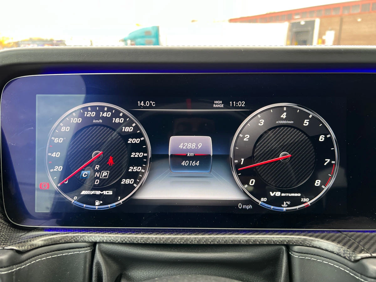 Mercedes-Benz G 63 AMG BRABUS 700 С РЕГИСТРАЦИЯ & АВТО КРЕДИТ, снимка 10 - Автомобили и джипове - 54080399