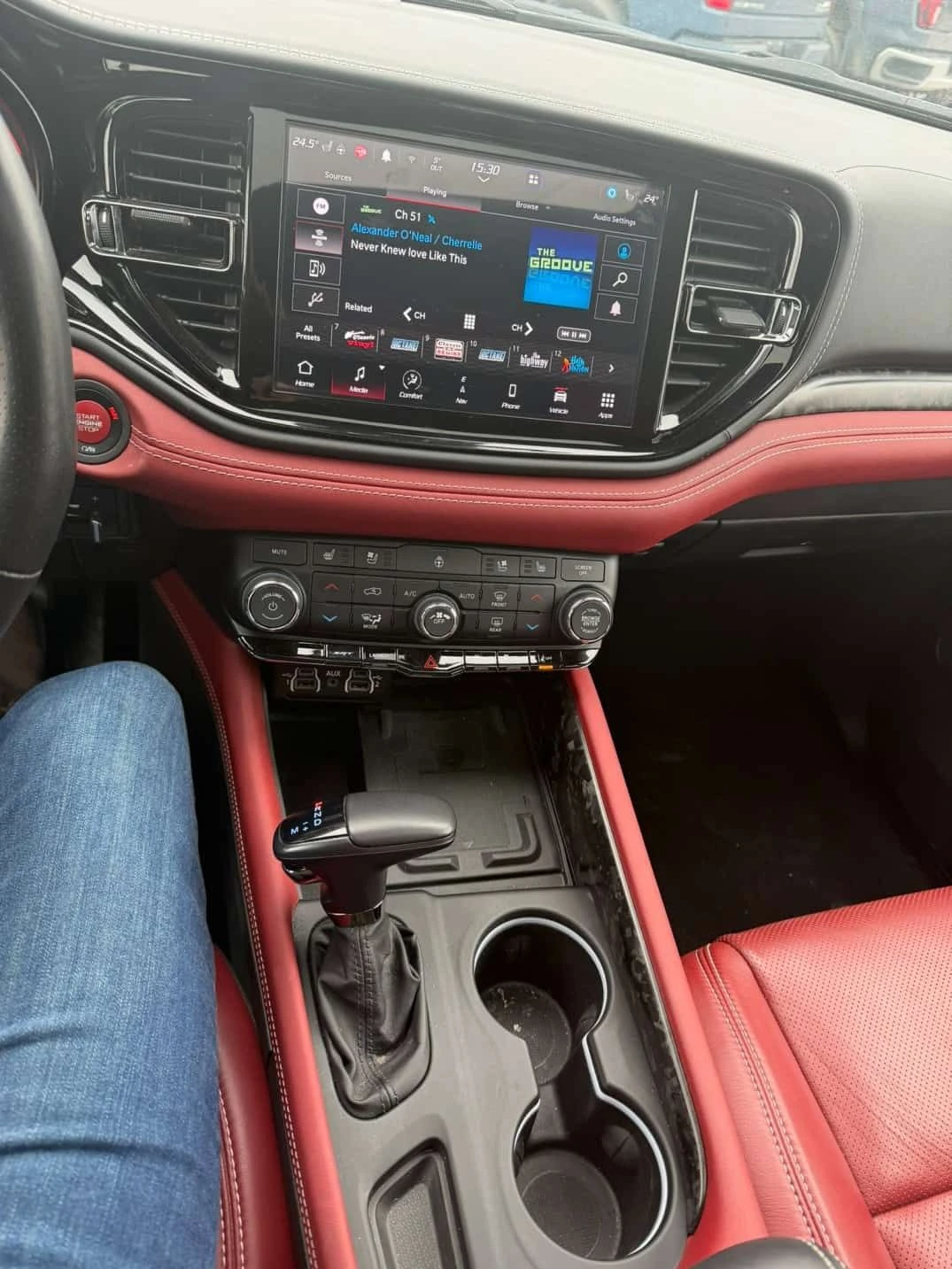 Dodge Durango * SRT Hellcat Premium * 2 КЛЮЧА* ПОДГРЕВ* KEYLESS*, снимка 8 - Автомобили и джипове - 54108923