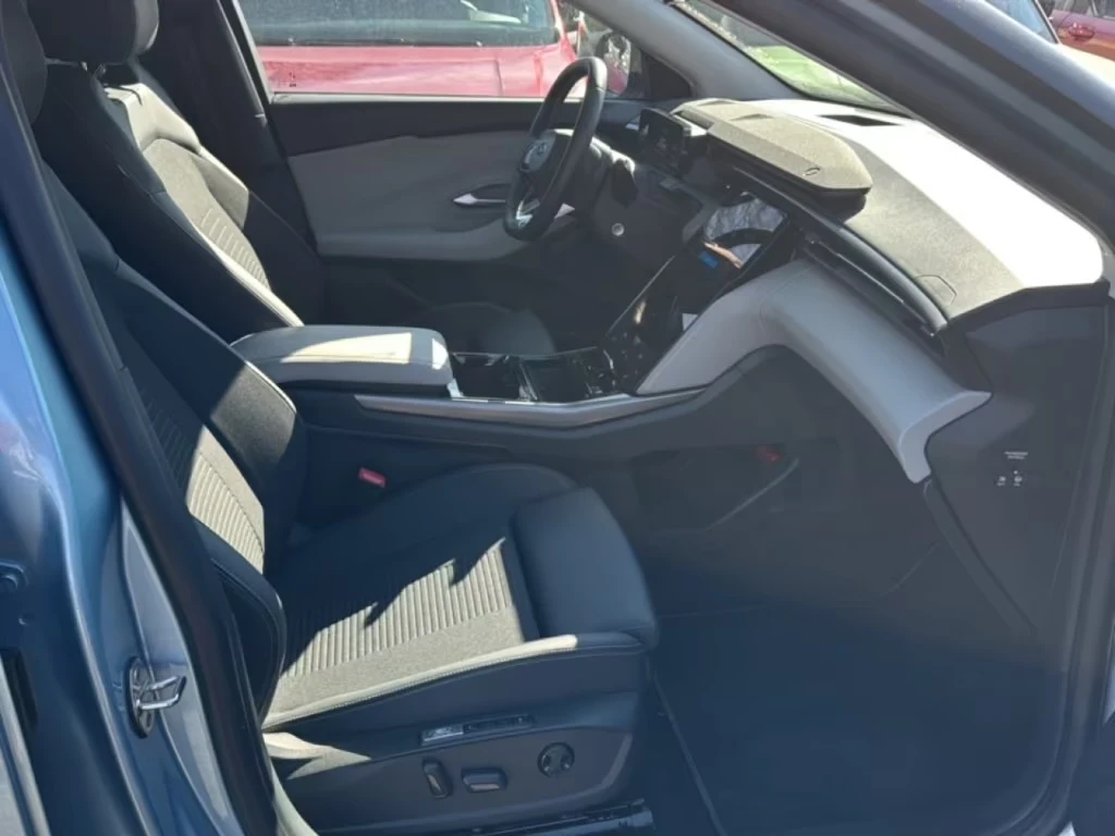 Ford Explorer 77kWh 360 DISTRONIC Keyless Winter Package Massage, снимка 11 - Автомобили и джипове - 54112058