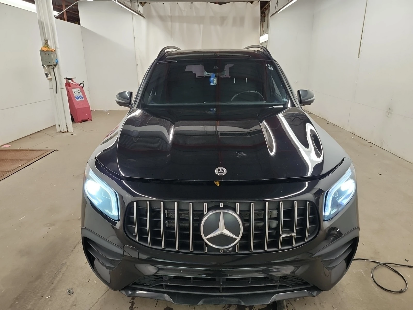 Mercedes-Benz GLB35AMG 4MATIC SUV, снимка 3 - Автомобили и джипове - 54459708