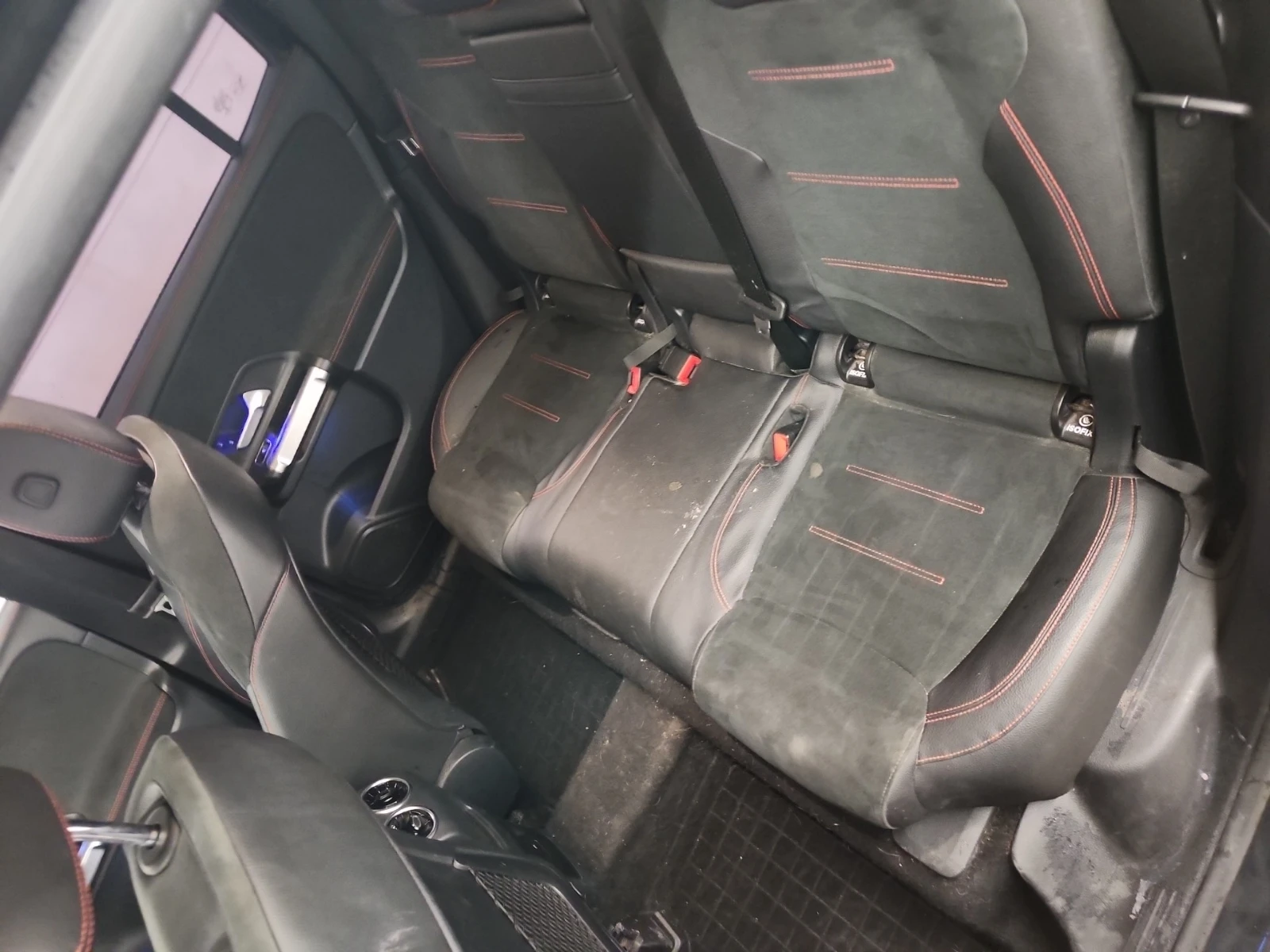 Mercedes-Benz GLB35AMG 4MATIC SUV, снимка 17 - Автомобили и джипове - 54459708