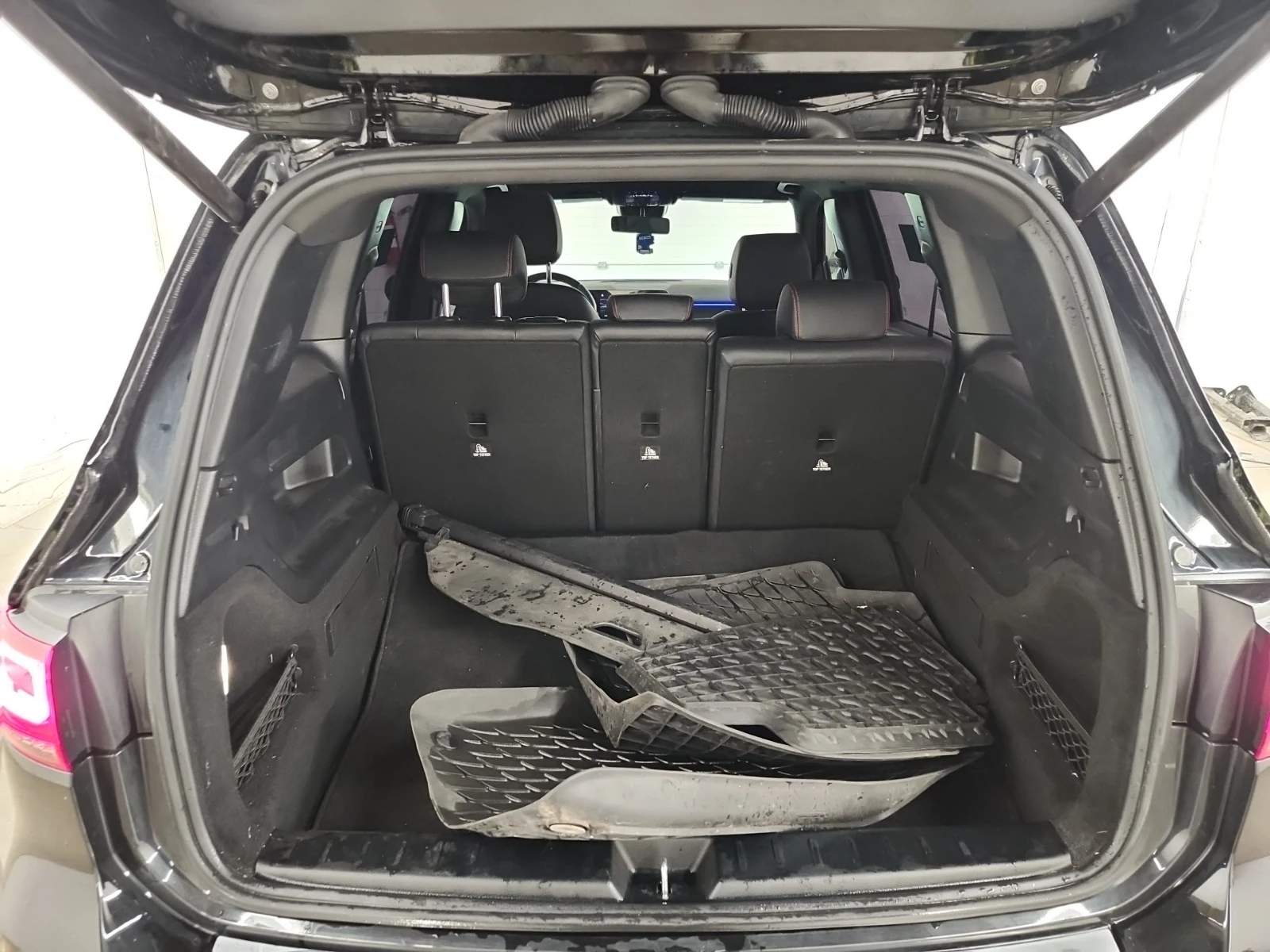 Mercedes-Benz GLB35AMG 4MATIC SUV, снимка 10 - Автомобили и джипове - 54459708