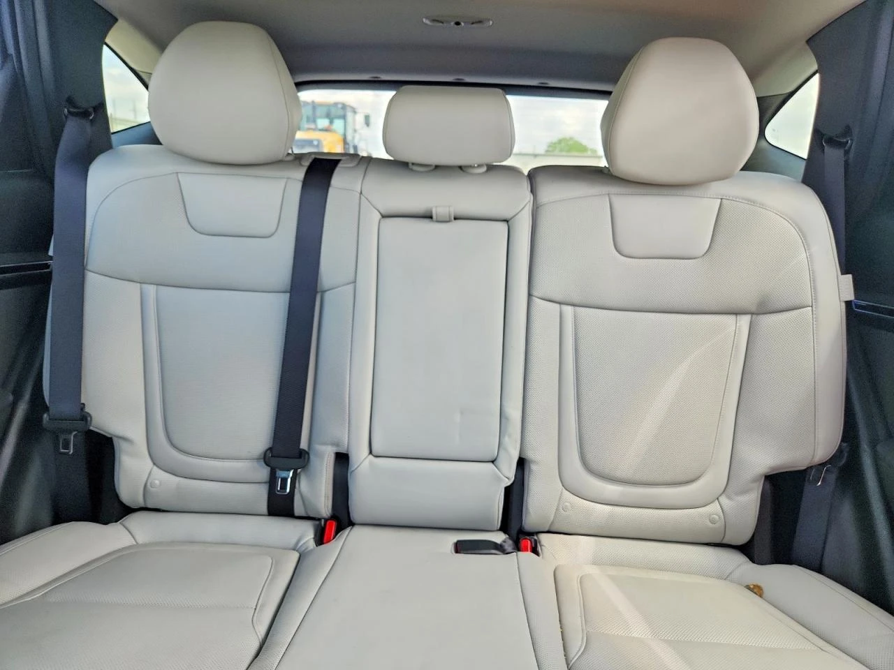Hyundai Tucson 1.6l Limited, снимка 10 - Автомобили и джипове - 55092180