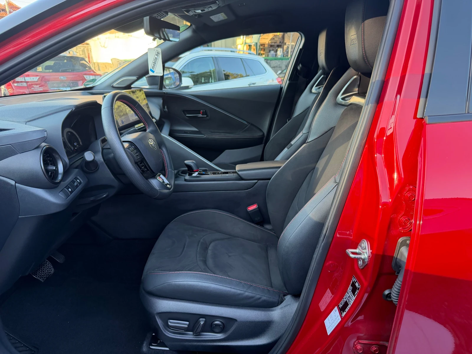 Toyota C-HR 2.0HEV/197HP/GR-SPORT/AWD/360/NAVI/CPLAY/��������/ | Mobile.bg � ����������� 9