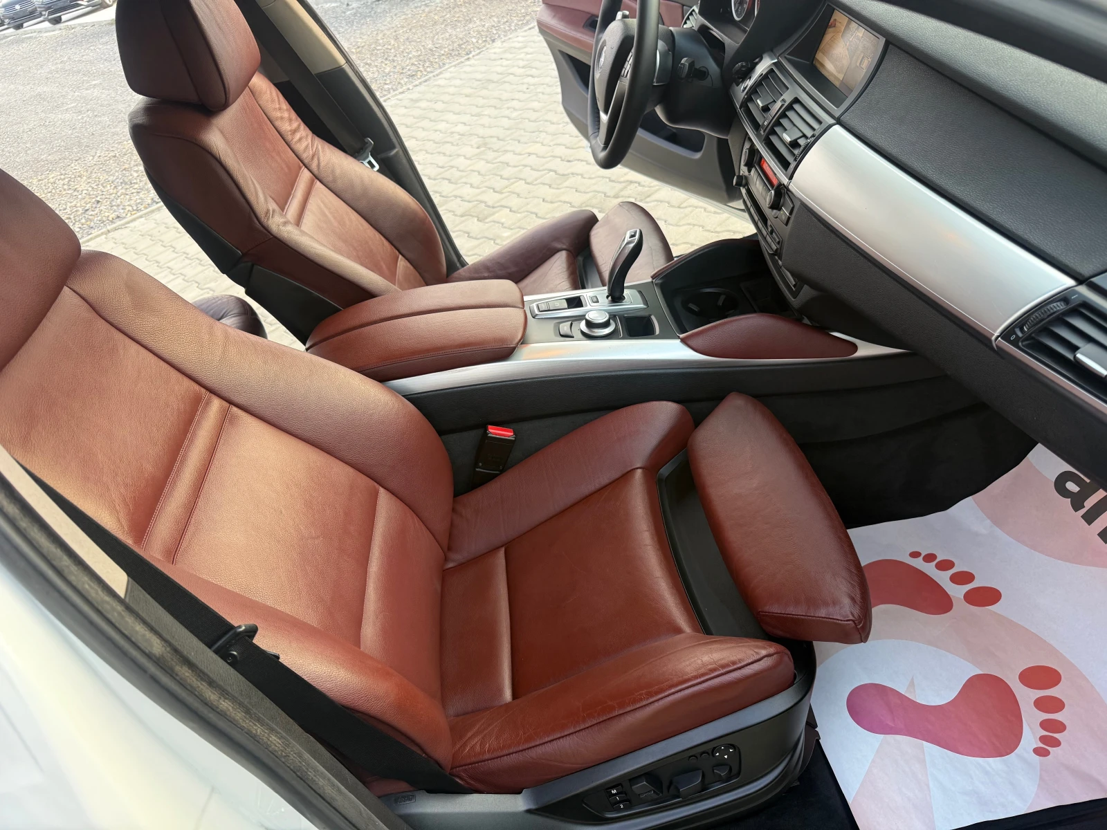 BMW X6 3.5 xd СОБСТВЕН ЛИЗИНГ !!!, снимка 14 - Автомобили и джипове - 55949301
