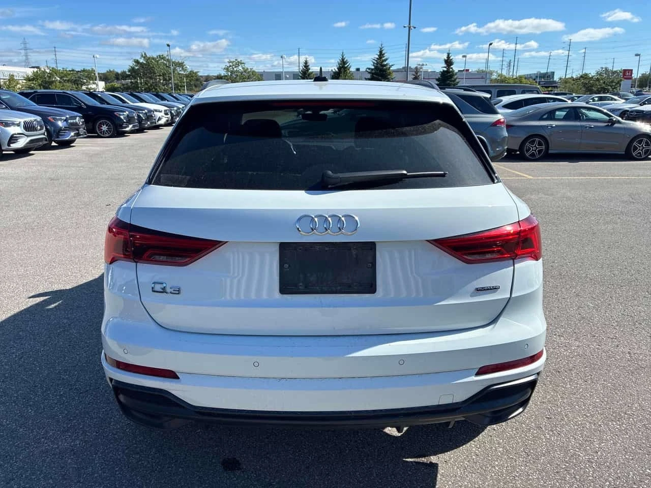 Audi Q3 * Technik * CARFAX * ����� �� ����������� | Mobile.bg � ����������� 4