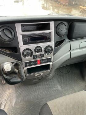 Iveco 35c17, снимка 9