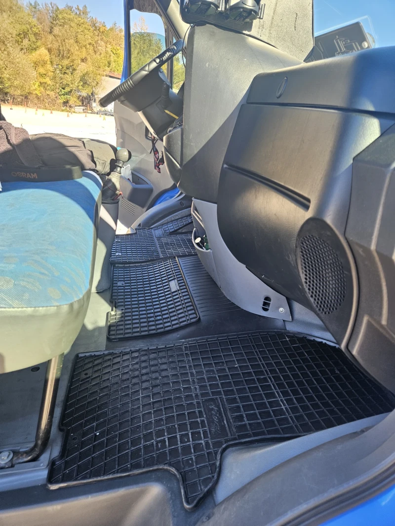 Iveco 35c18, снимка 13 - Бусове и автобуси - 52576912