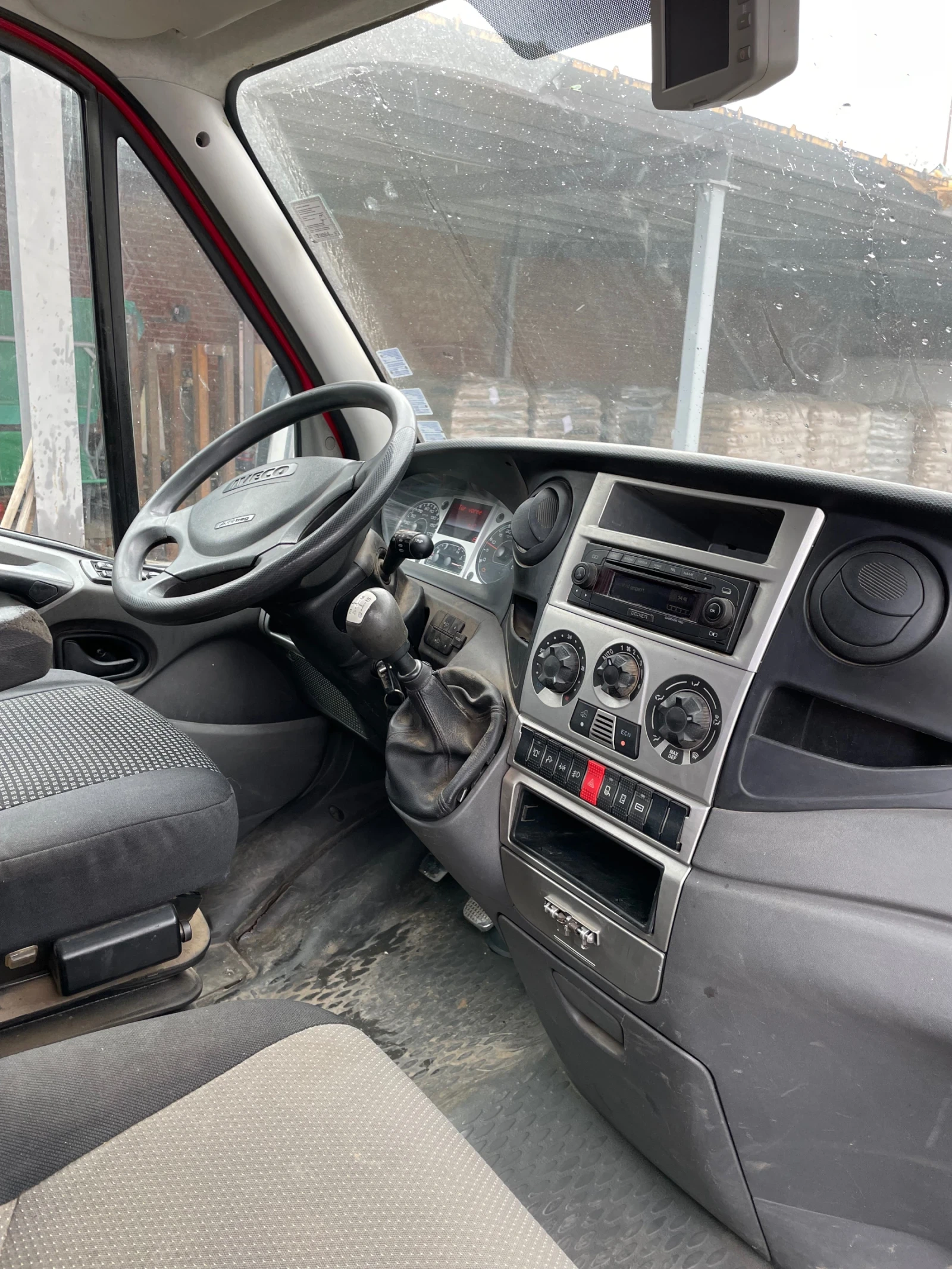 Iveco 35c17  - изображение 7