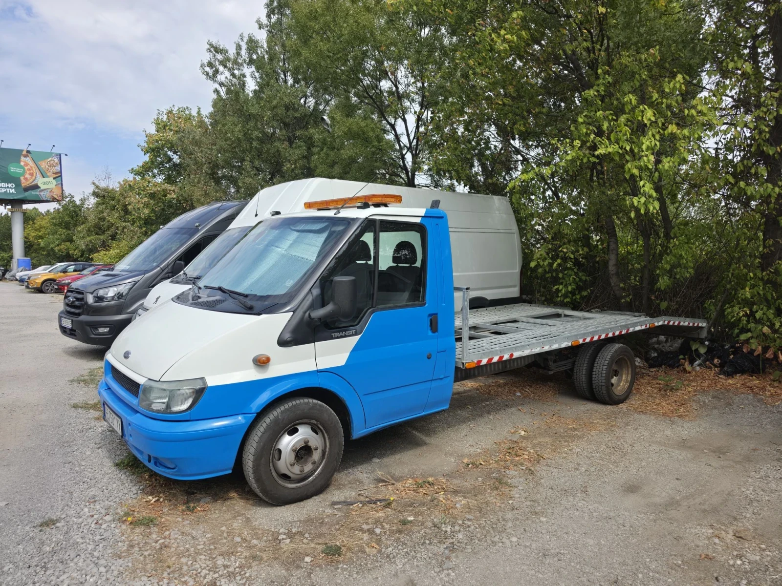 Ford Transit 2.4TDDI СПЕЦИАЛЕН , снимка 2 - Бусове и автобуси - 56239535