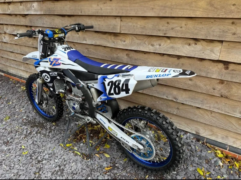 Yamaha Yzf 250/СТАРТЕР/ВРЪЗКА С ТЕЛЕФОНА/ЛИЗИНГ, снимка 4 - Мотоциклети и мототехника - 52447131