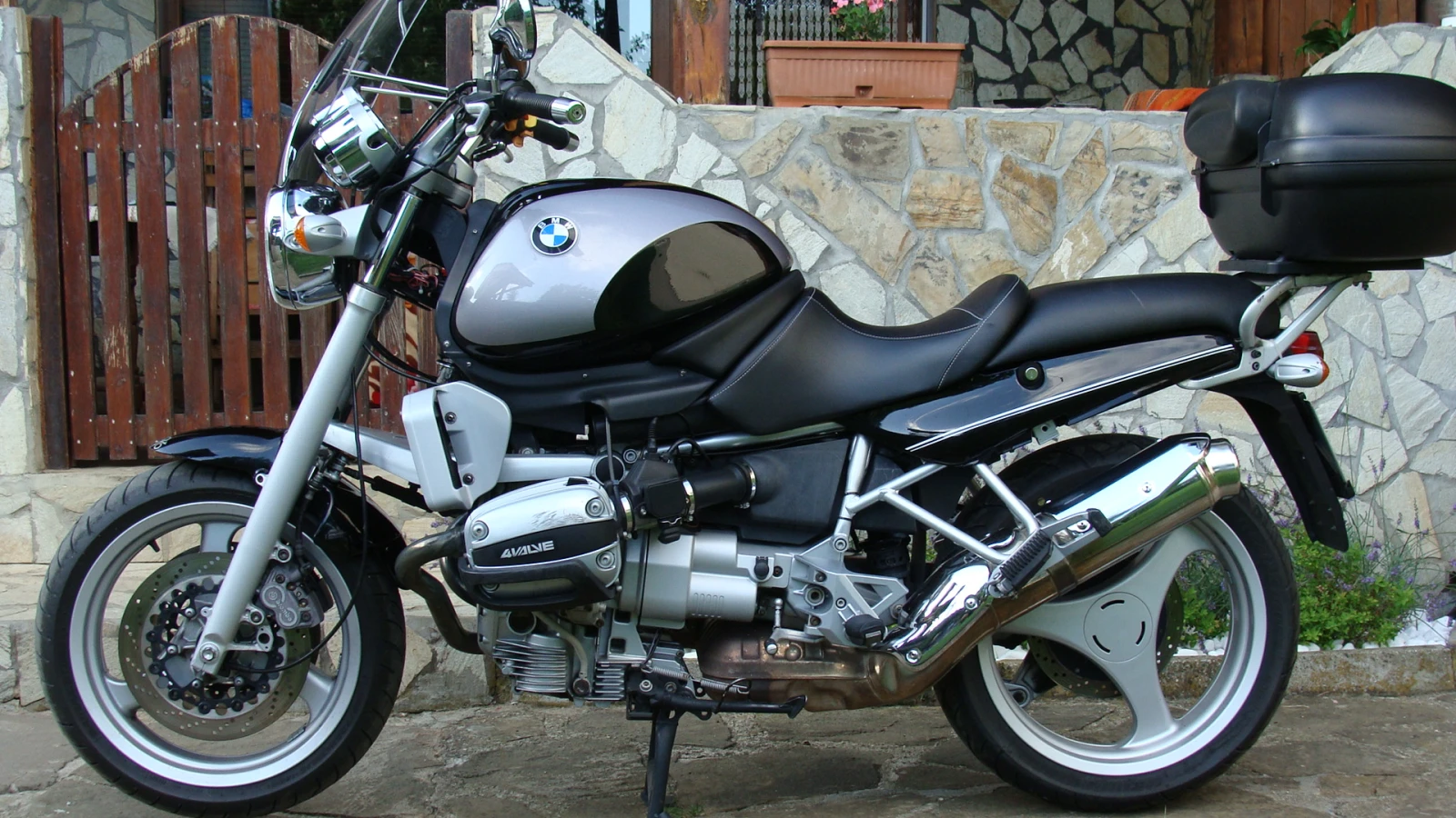 BMW R 1100R