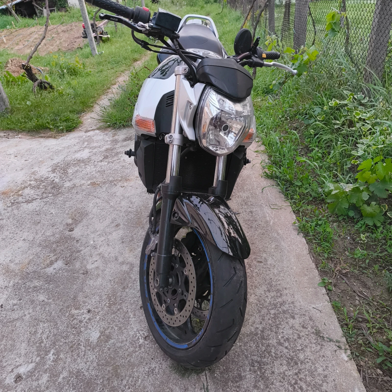 Suzuki Gsr 600, снимка 4 - Мотоциклети и мототехника - 56093816