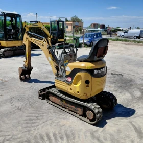 Багер Cat 010CR * ТОП ЦЕНА, 1800 мч * , снимка 3