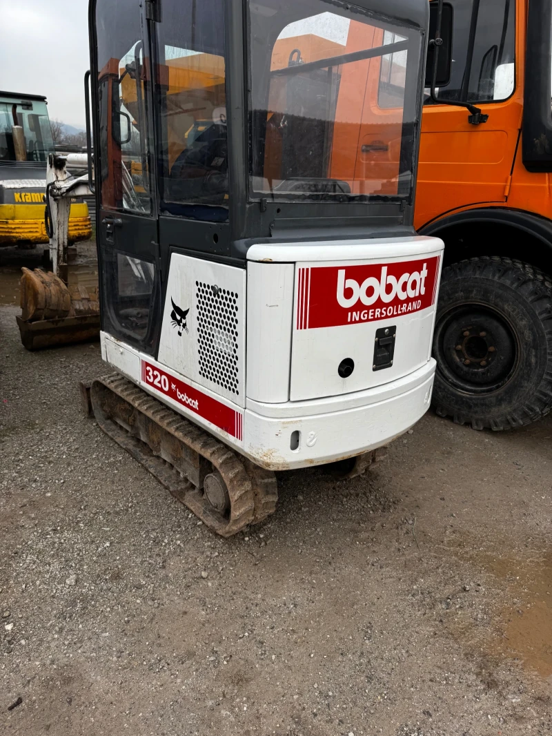 Багер Bobcat 320, снимка 4 - Индустриална техника - 49269607