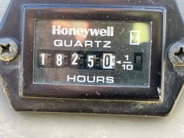 Багер Cat CAT 010CR - РАЗШИРЯЕМИ ВЕРИГИ - ОЧАКВАН 14.04.2026, снимка 11 - Индустриална техника - 52818528