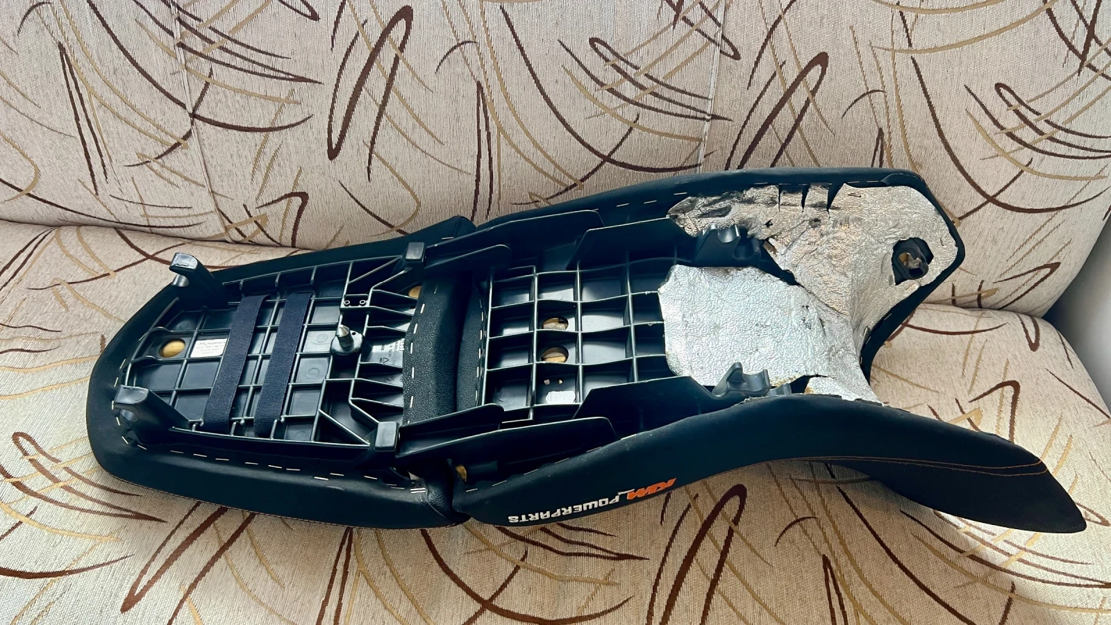 Ергономична седалка КТМ 1290, снимка 4 - Части - 54159226