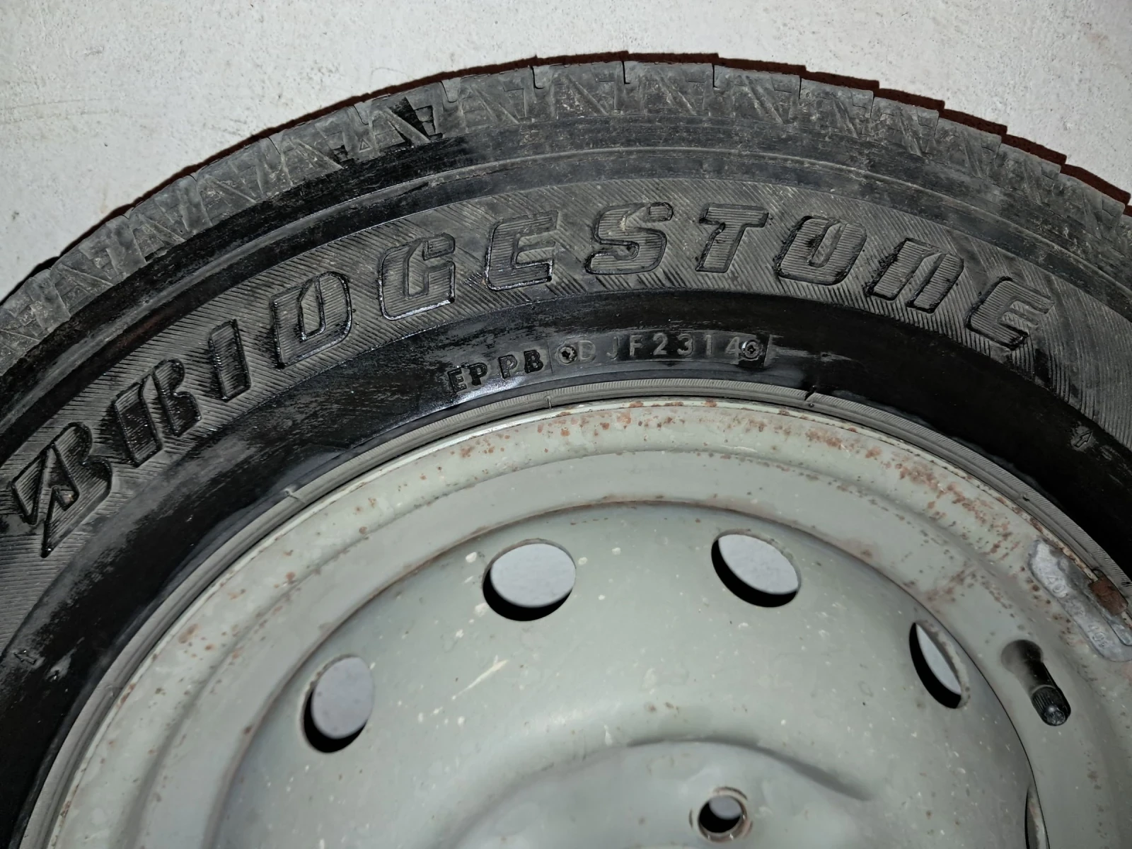    175/80R16  Lada Niva | Mobile.bg   2