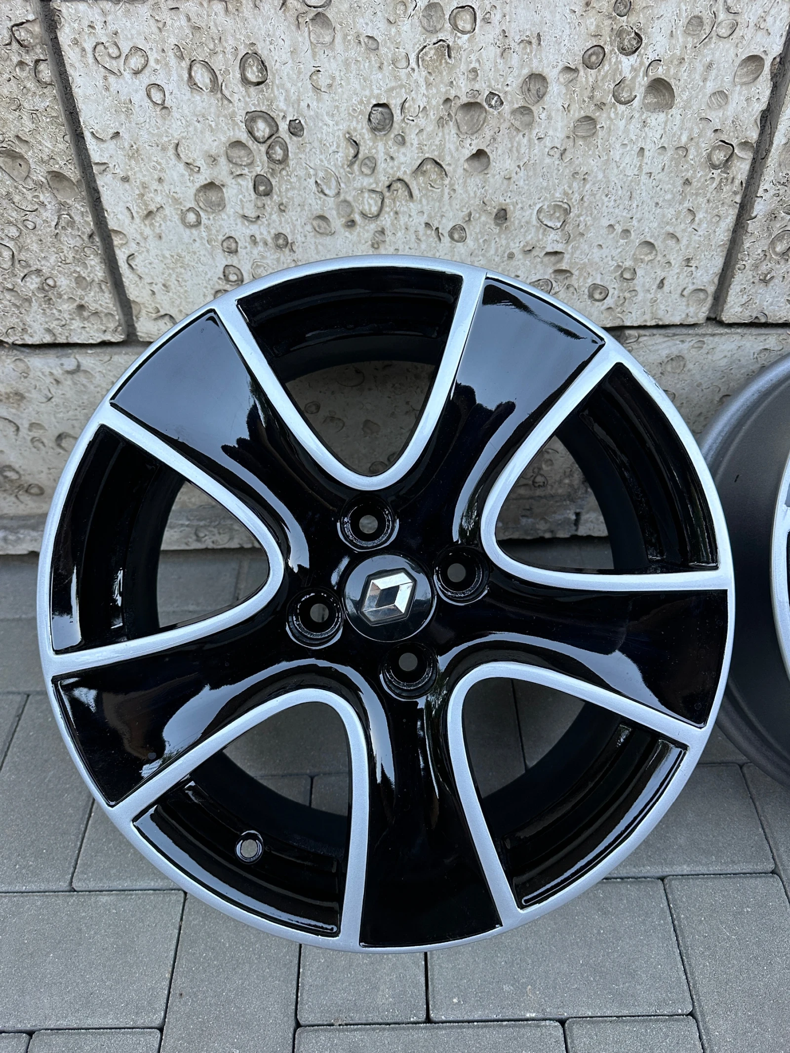 Джанти за Renault Clio, снимка 6 - Гуми и джанти - 56011163