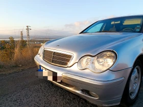 Mercedes-Benz C 200 За ремонт мотор