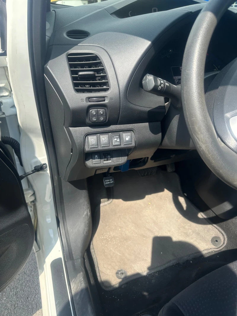 Nissan Leaf , снимка 3 - Автомобили и джипове - 52412516