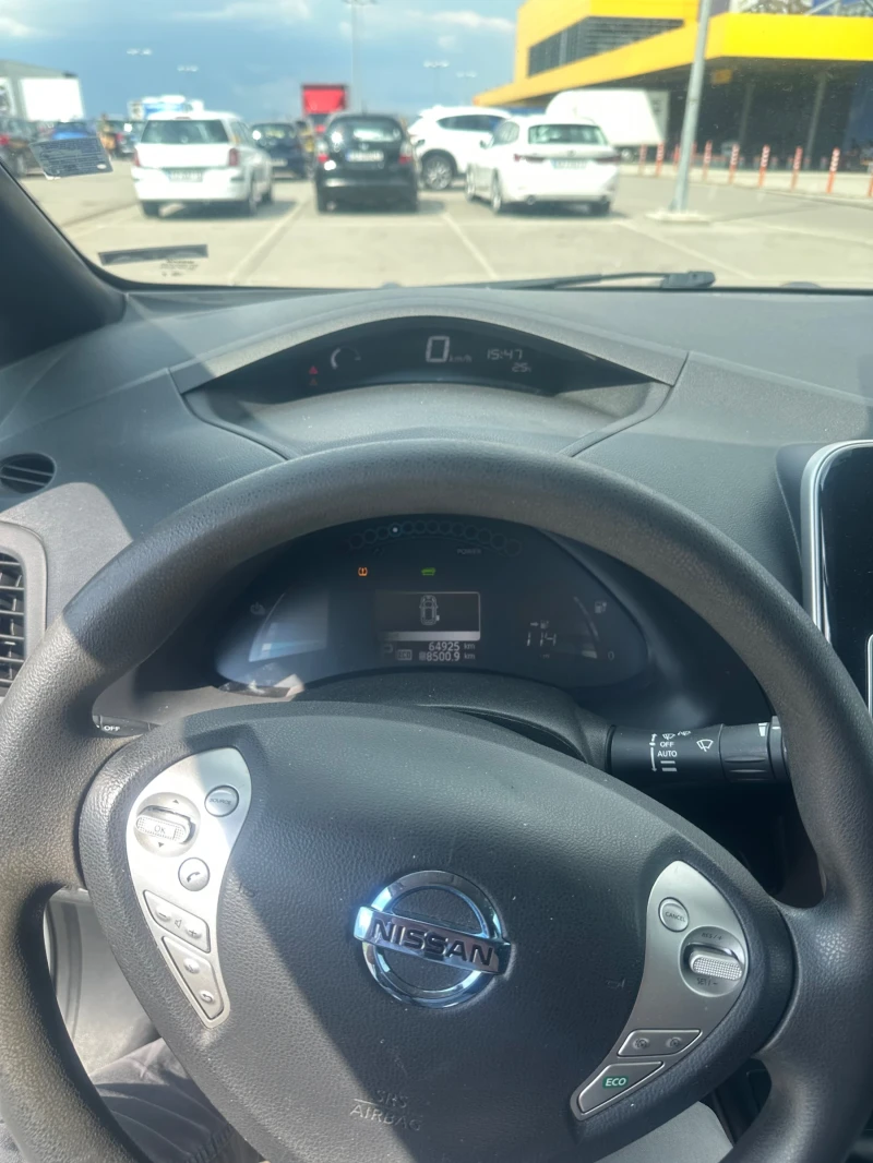 Nissan Leaf , снимка 4 - Автомобили и джипове - 52412516