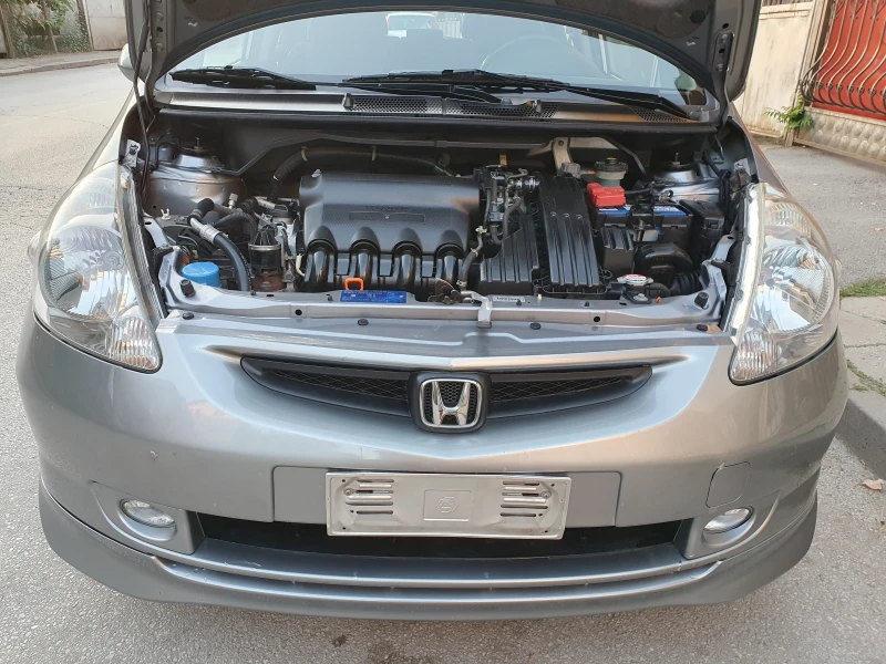 Honda Jazz 1.4i FACELIFT, снимка 9 - Автомобили и джипове - 47174214